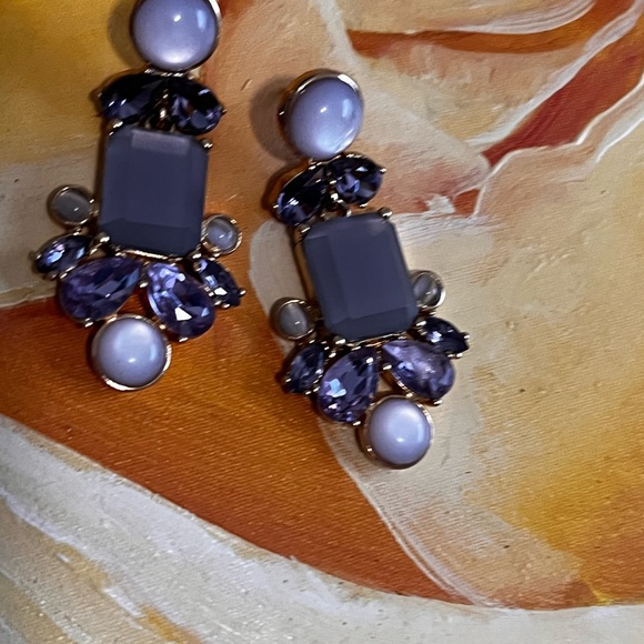 Earrings purple rhinestone - Picture 2 of 3